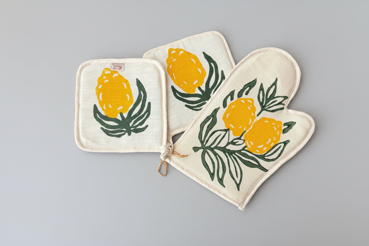 Set de Cocina y Horno Artesanal Pascucci 1826 – Manopla para Horno y 2 Agarraderas en Lino (Diseño Limones)