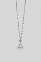 Collar / Collana con Iniziale in Acciaio (A-Z) – MUVE