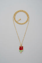 Collar de Acero con Colgante de Rosa – Colección Romántica MUVE