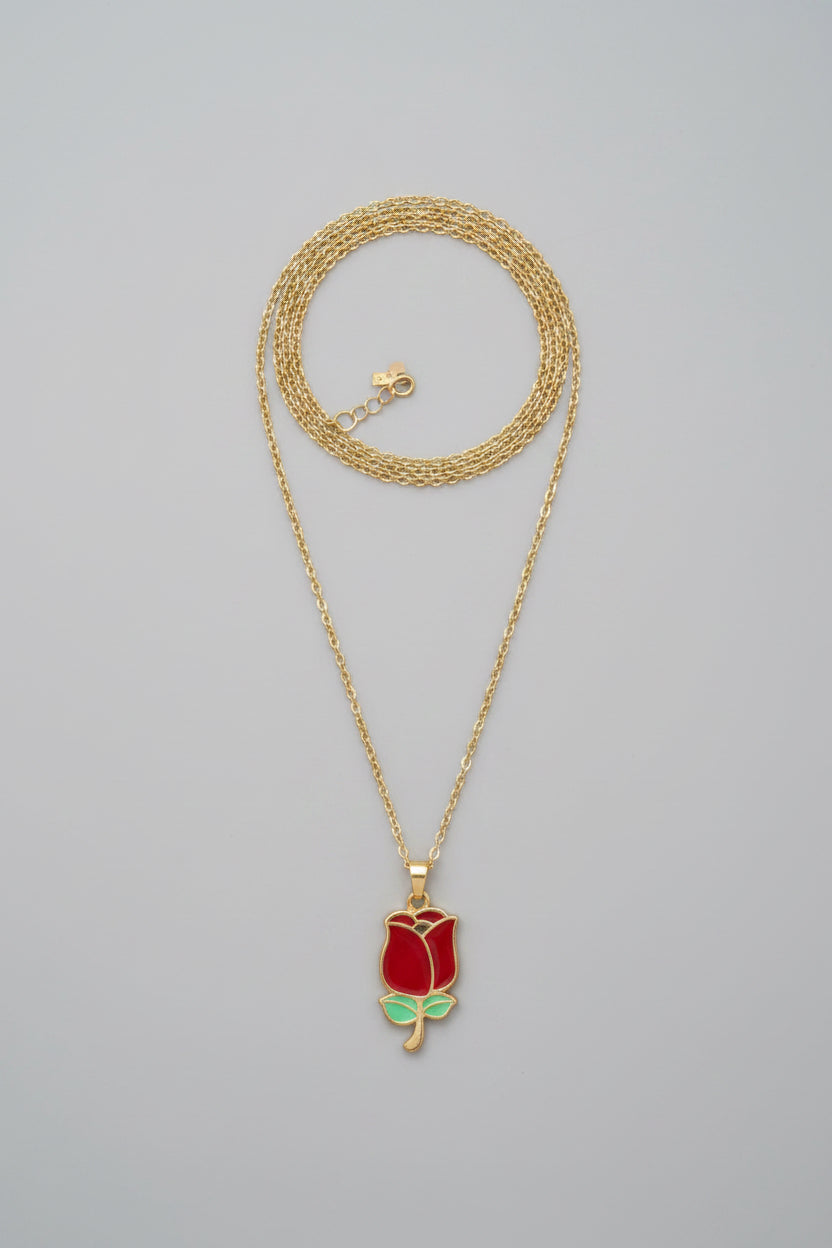 Collar de Acero con Colgante de Rosa – Colección Romántica MUVE