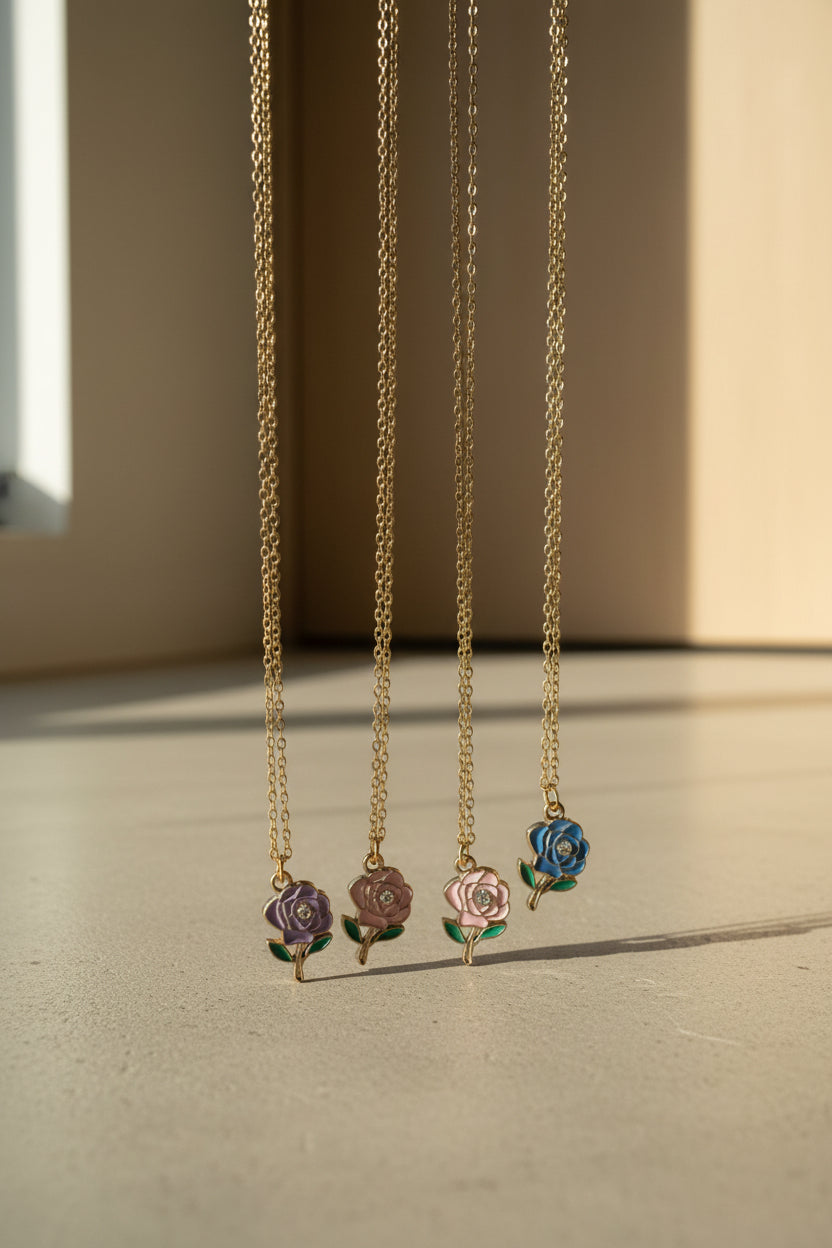 Collar de Acero con Colgante de Rosa – Colección Romántica MUVE